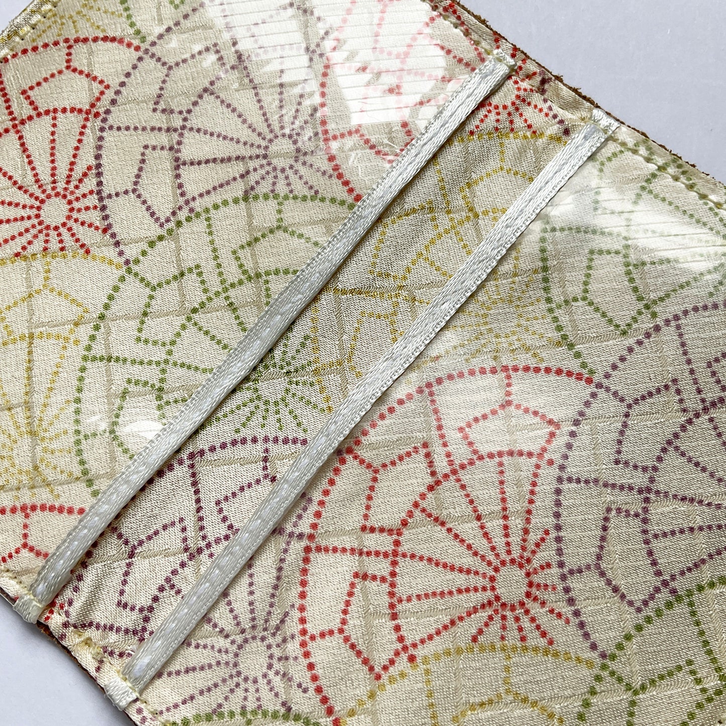 Leather Cardholder: Circle Heart 04