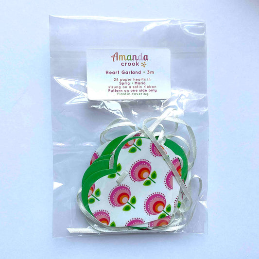 Garland: Heart: Sprig • Maria