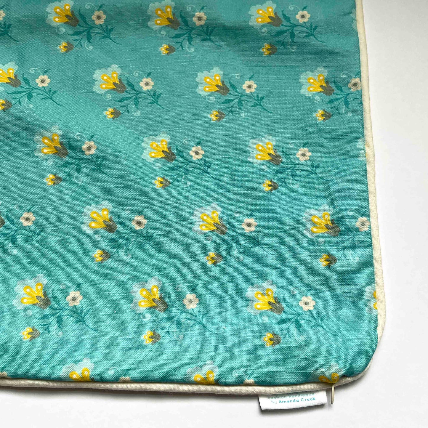 Linen-Cotton Cushion Cover: Baroque • Blanche (Small)