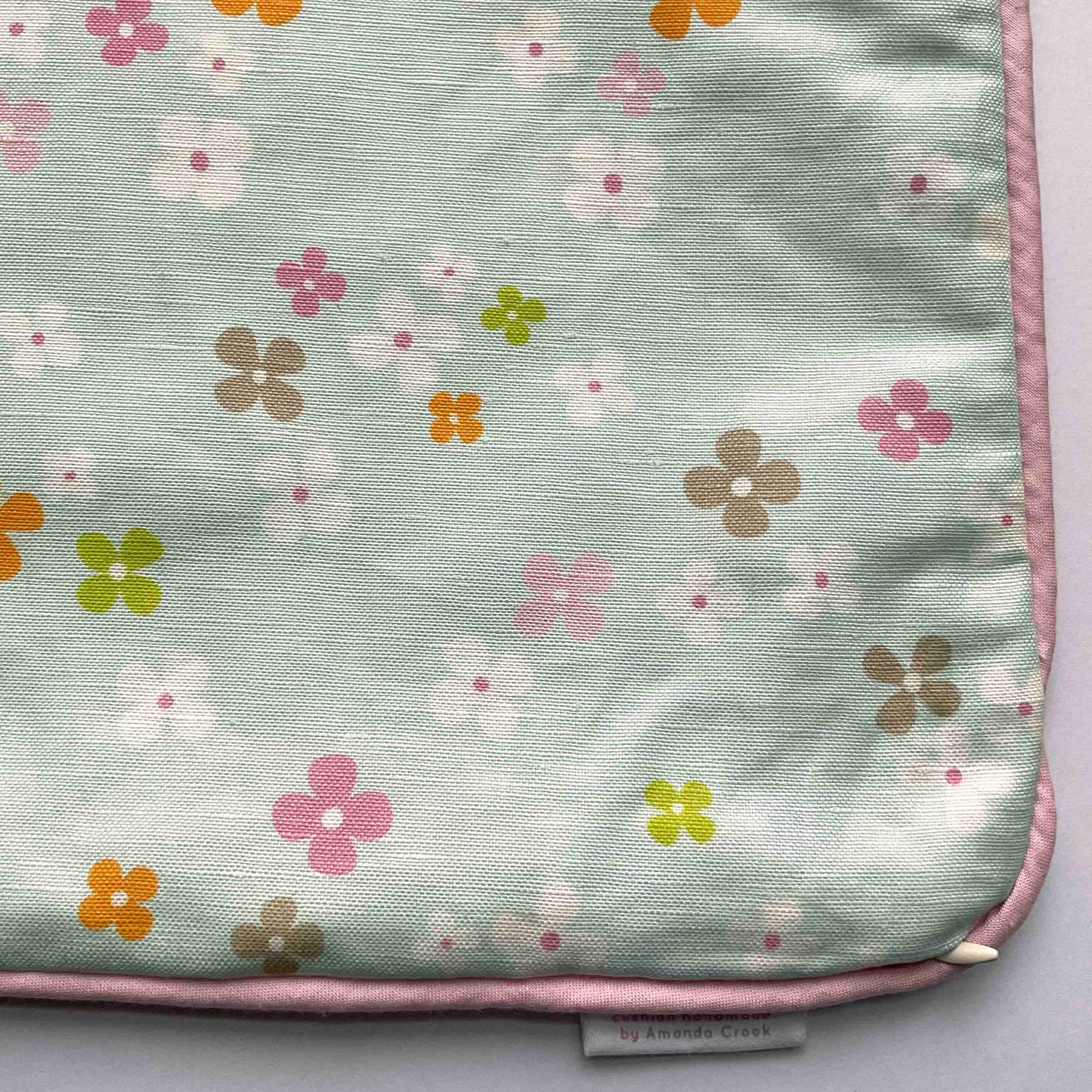 Linen-Cotton Cushion Cover: Daisy • Bella (Small)