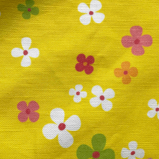 Linen-Cotton Cushion Cover: Daisy • Hero (Small)