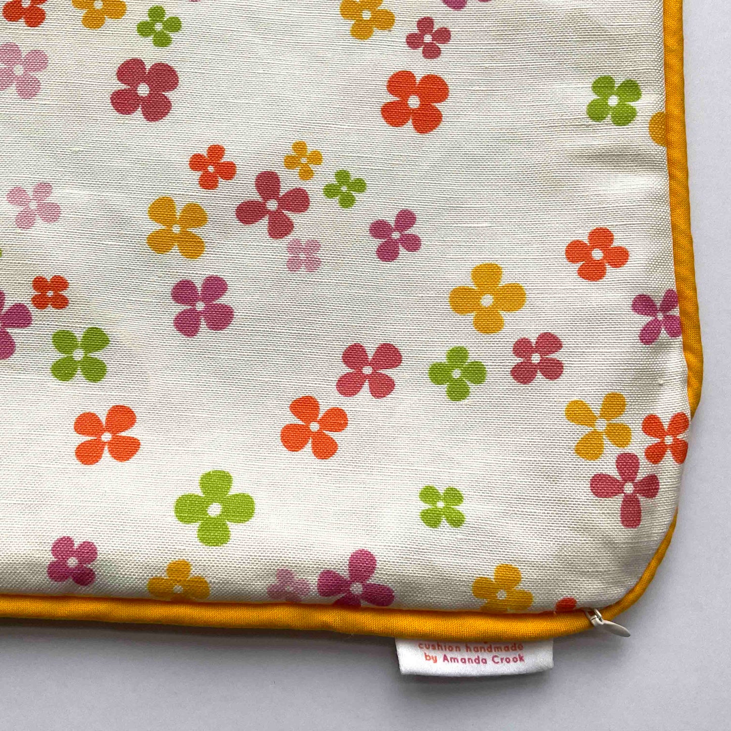 Linen-Cotton Cushion Cover: Daisy • Celia (Small)
