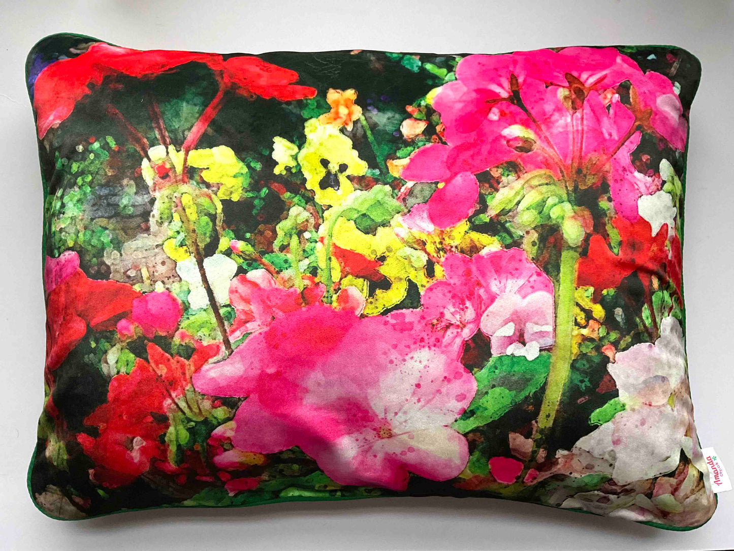 Velvet Cushion Cover: Geraniums 1 (Large)