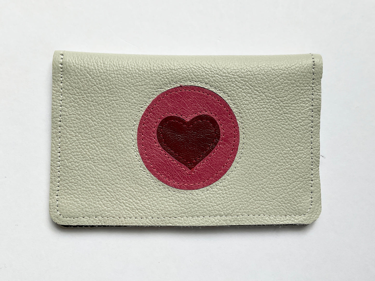Leather Cardholder: Circle Heart 06