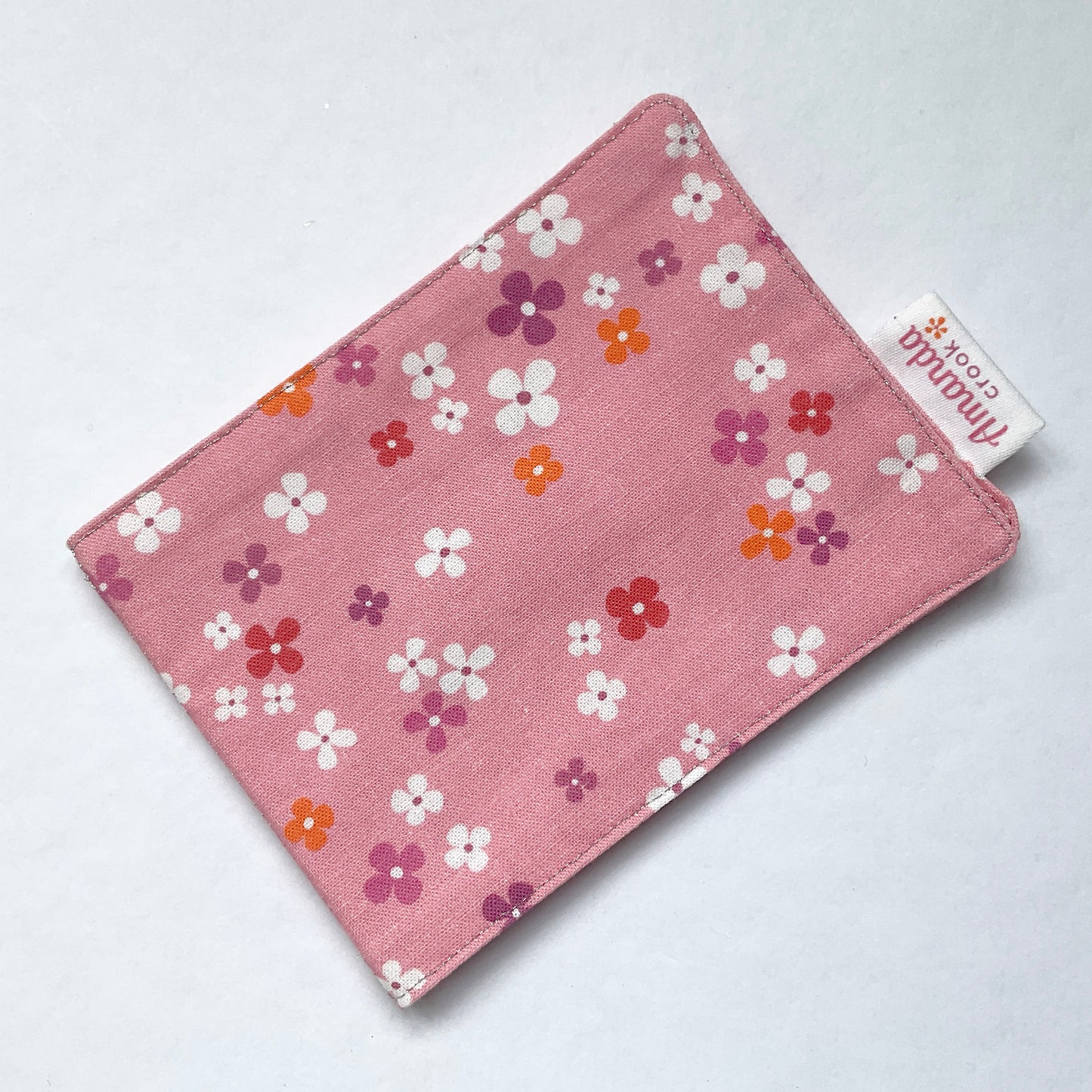 Needlebook: Daisy • Maria