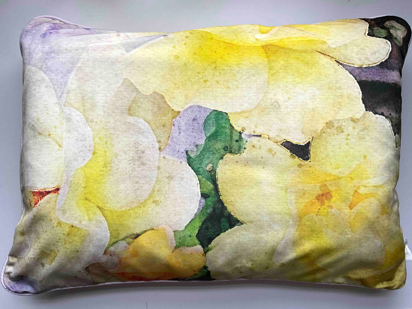 Velvet Cushion Cover: Yellow Roses 1 (Large)